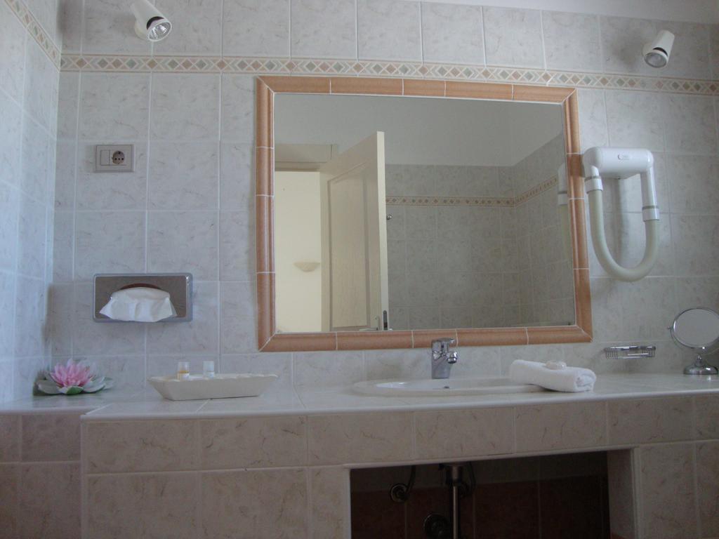 Camping Residence Chalet La Pomposa Terrazzoni โบนิฟาซิโอ ห้อง รูปภาพ